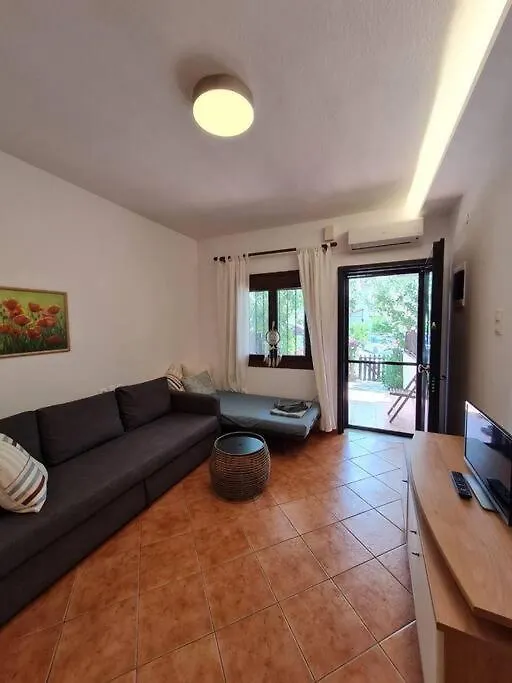 Cozy Apartment 'Casa Despoina' At The Beach Nikiti  Greece